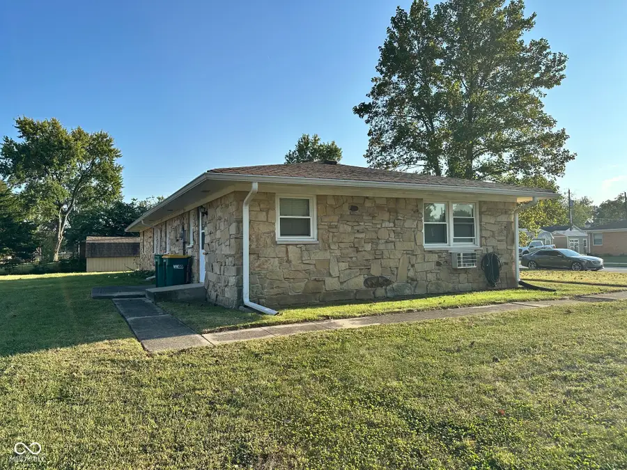 1215 Raymond Street, Plainfield, IN 46168 - #3