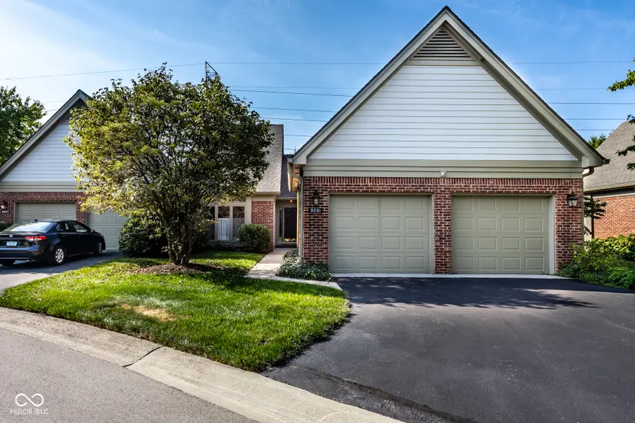 9251 Spring Forest Drive, Indianapolis, IN 46260 - #2