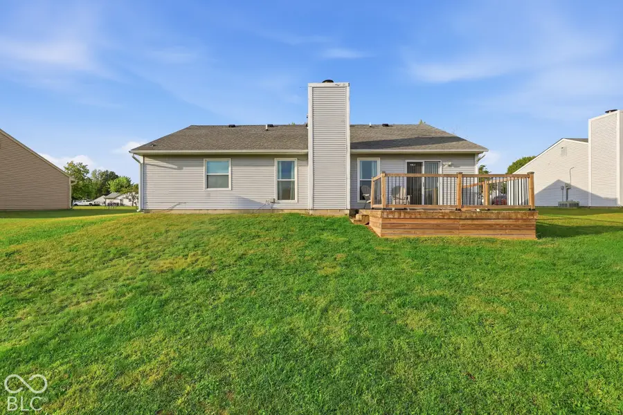 208 Fountain Lake Drive S, Shelbyville, IN 46176 - #2