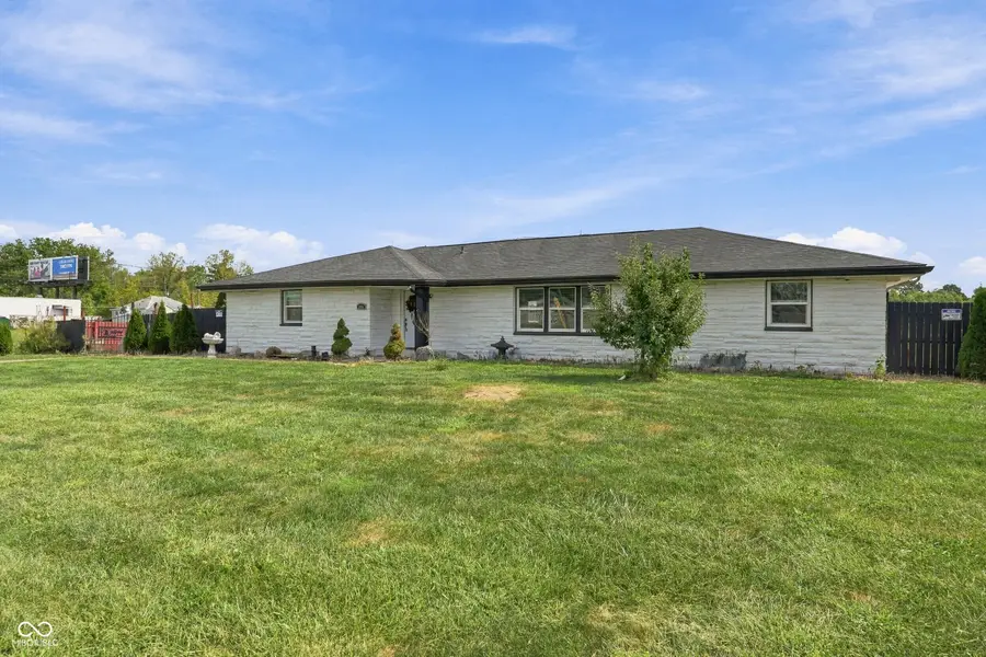 2915 N Mitthoefer Road, Indianapolis, IN 46229 - #2