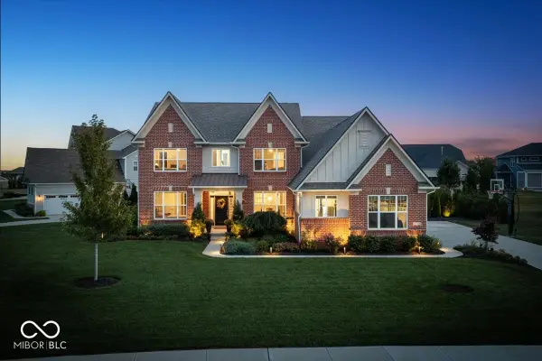 4751 Stanton Court, Zionsville, IN 46077