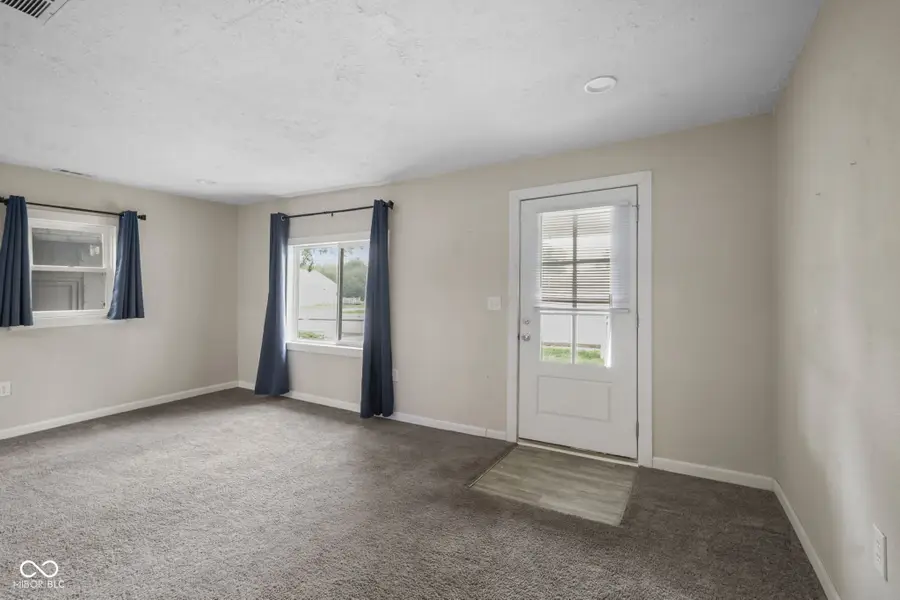220 E 29th Street, Anderson, IN 46016 - #3