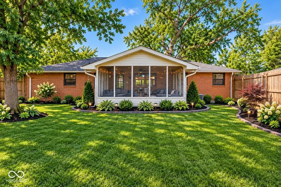 2663 Forest Drive, Columbus, IN 47201 - #2