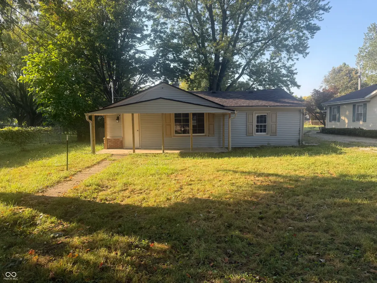 569 Parker Street, Whiteland, IN 46184 - #1