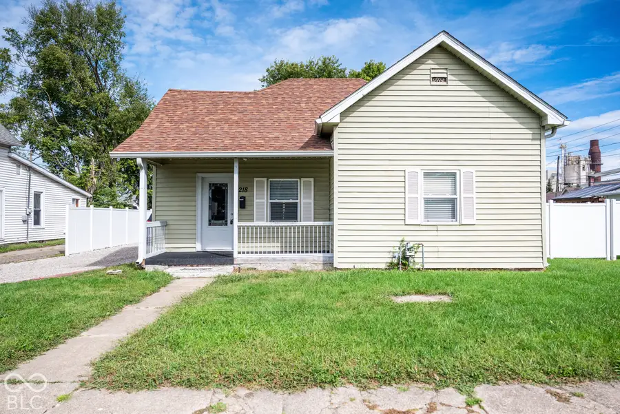 218 E Mechanic Street, Shelbyville, IN 46176 - #2