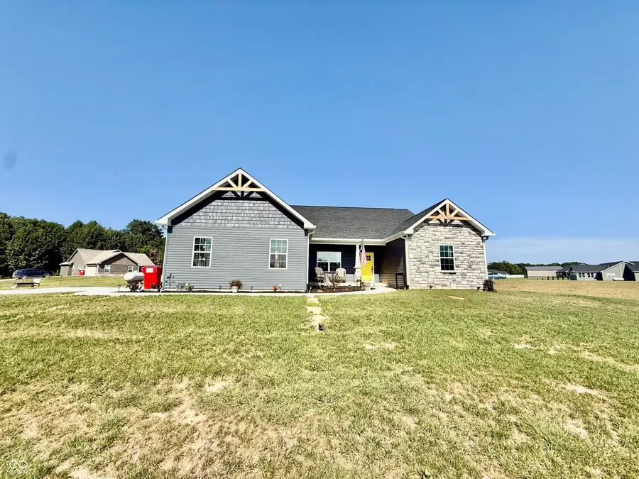 2540 W Grubb Lane, Covington, IN 47932 - #2