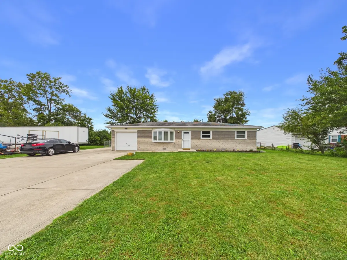 14050 State Road 32 E, Noblesville, IN 46060 - #1