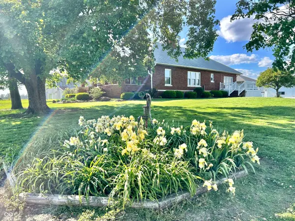 4098 E 625 S, Waldron, IN 46182