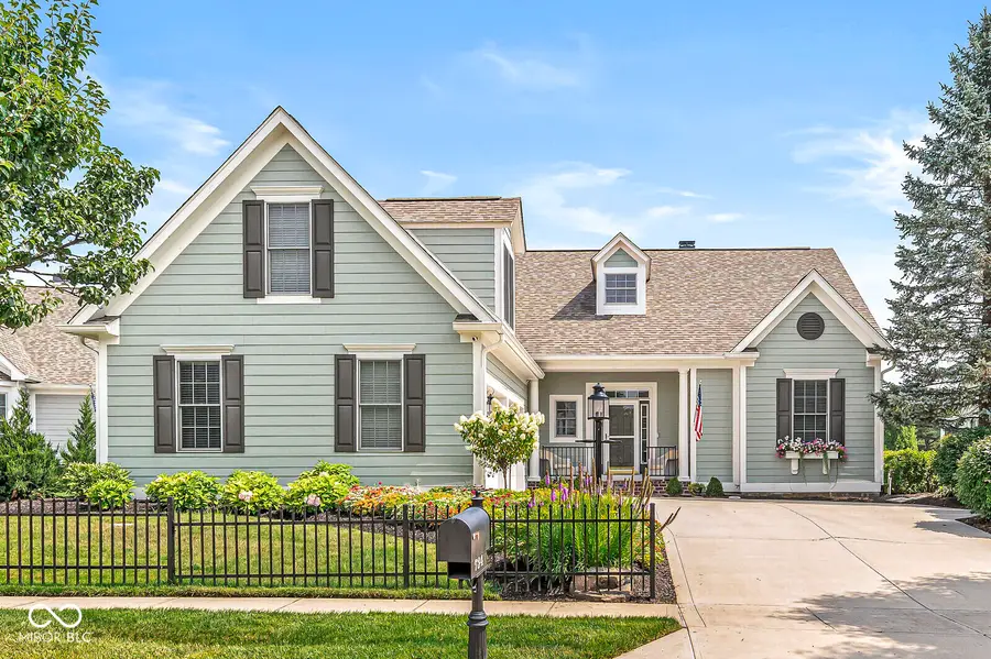 734 Hanover Close, Zionsville, IN 46077 - #2