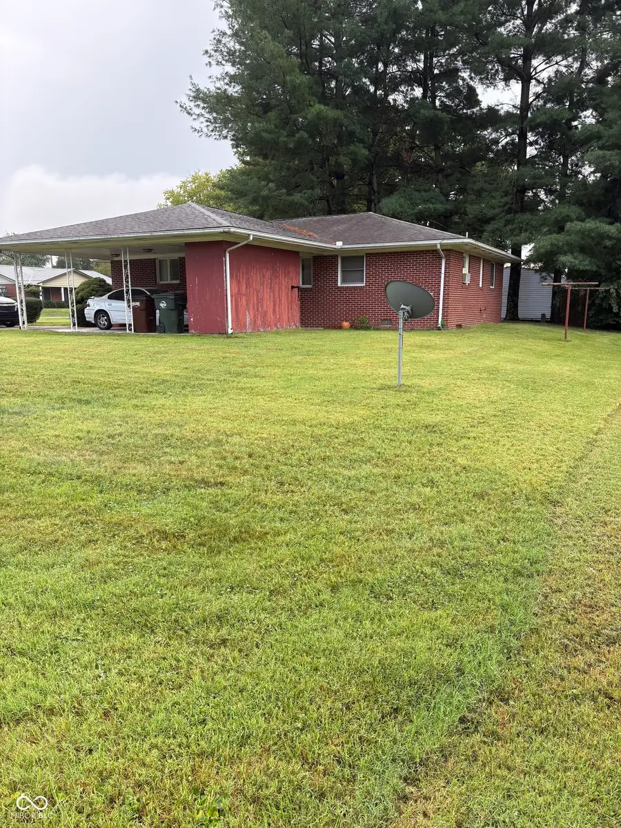 424 Scotty Drive, Brownstown, IN 47220 - #2