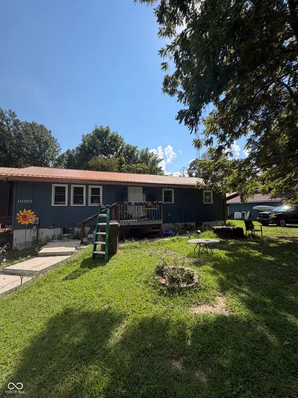 10951 Grotto Road, Brazil, IN 47834