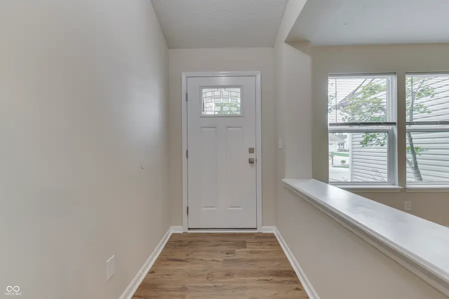 7329 Oak Knoll Drive, Indianapolis, IN 46217 - #3