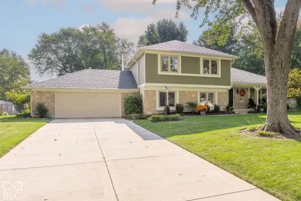 531 E Village Drive, Carmel, IN 46032