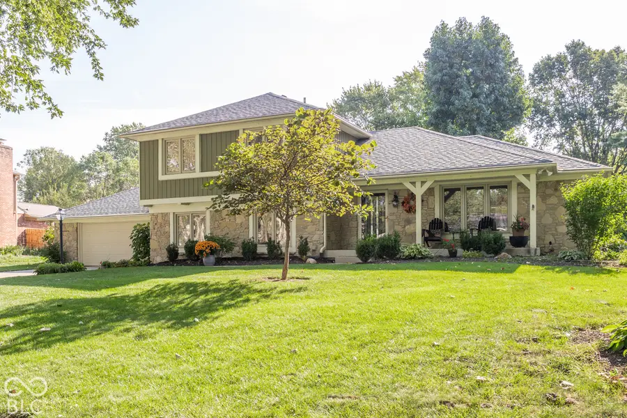 531 E Village Drive, Carmel, IN 46032 - #3