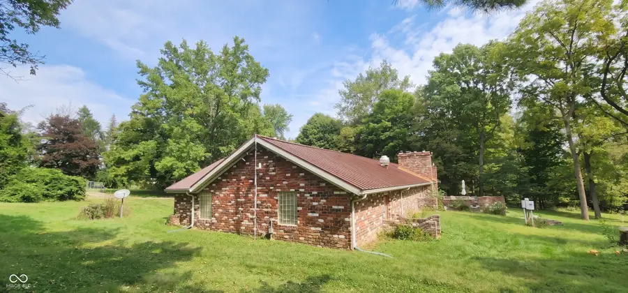 6048 E Us Highway 36, Bainbridge, IN 46105 - #3