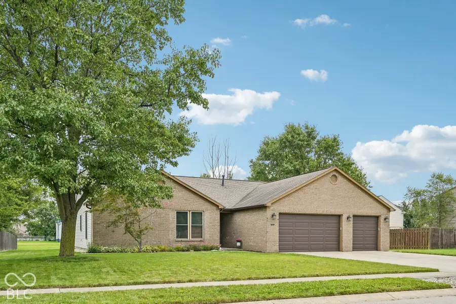 524 Zephyr Way, Westfield, IN 46074 - #2