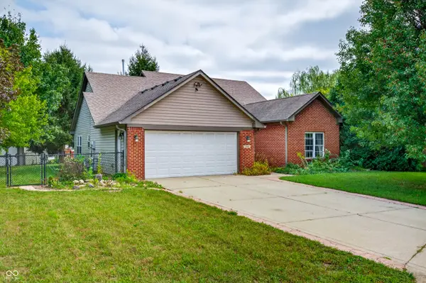 1545 Black Oak Court, Franklin, IN 46131