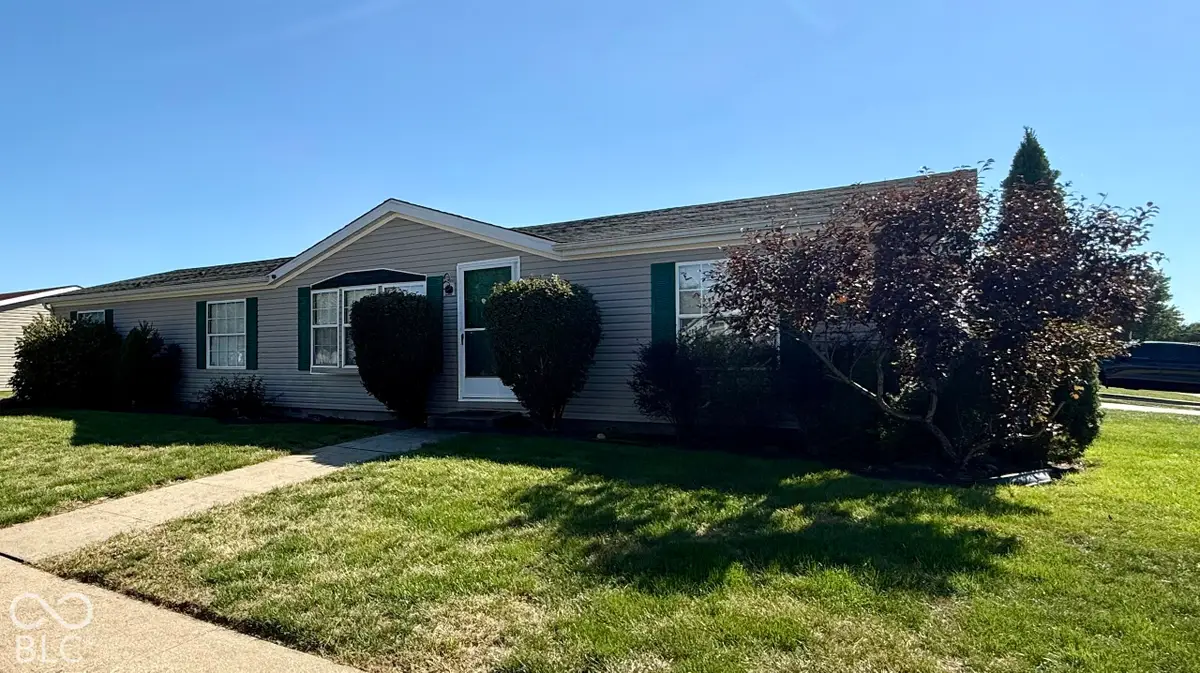 3313 Deerbrook Drive, Columbus, IN 47203 - #1