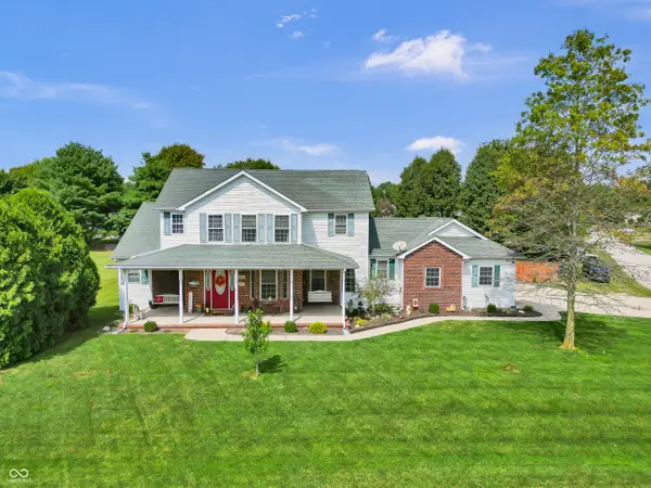 5522 River Birch Drive, Columbus, IN 47201