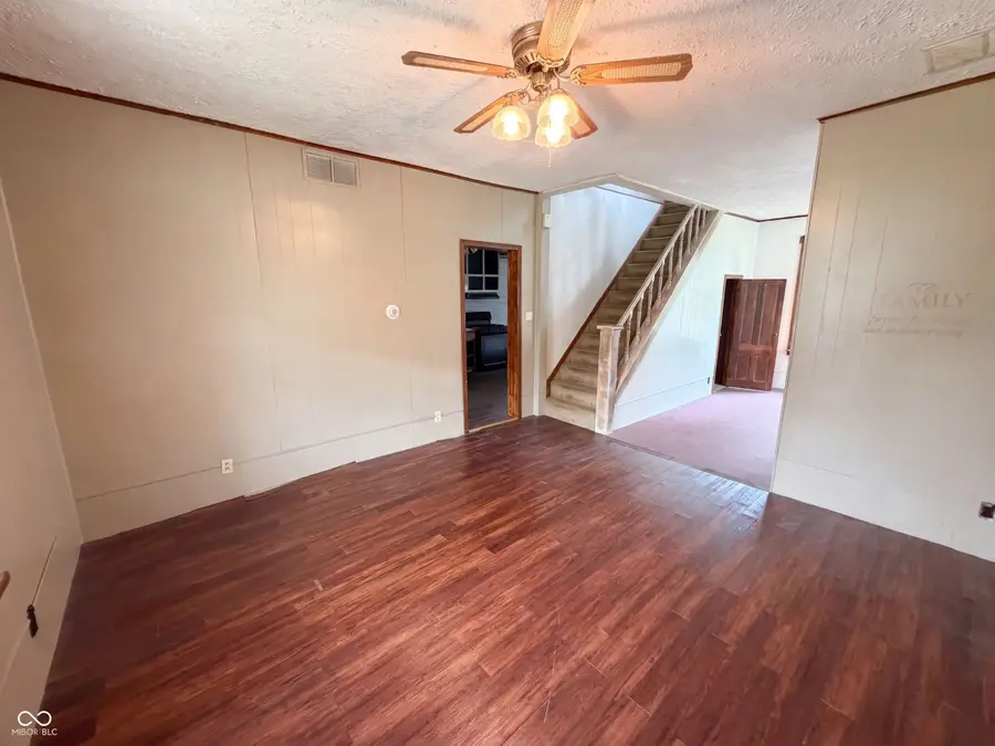 250 S Central Street, Atlanta, IN 46031 - #3