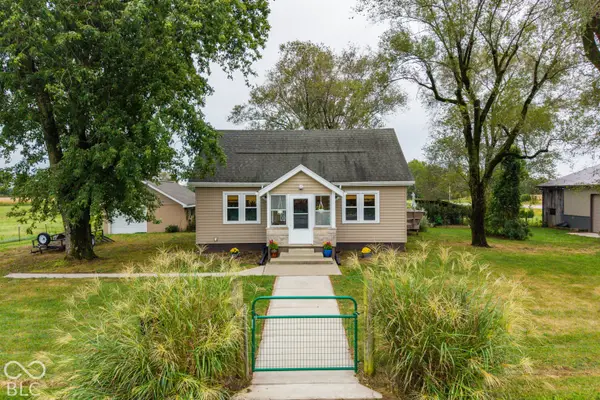7303 E 400 S, Columbus, IN 47203
