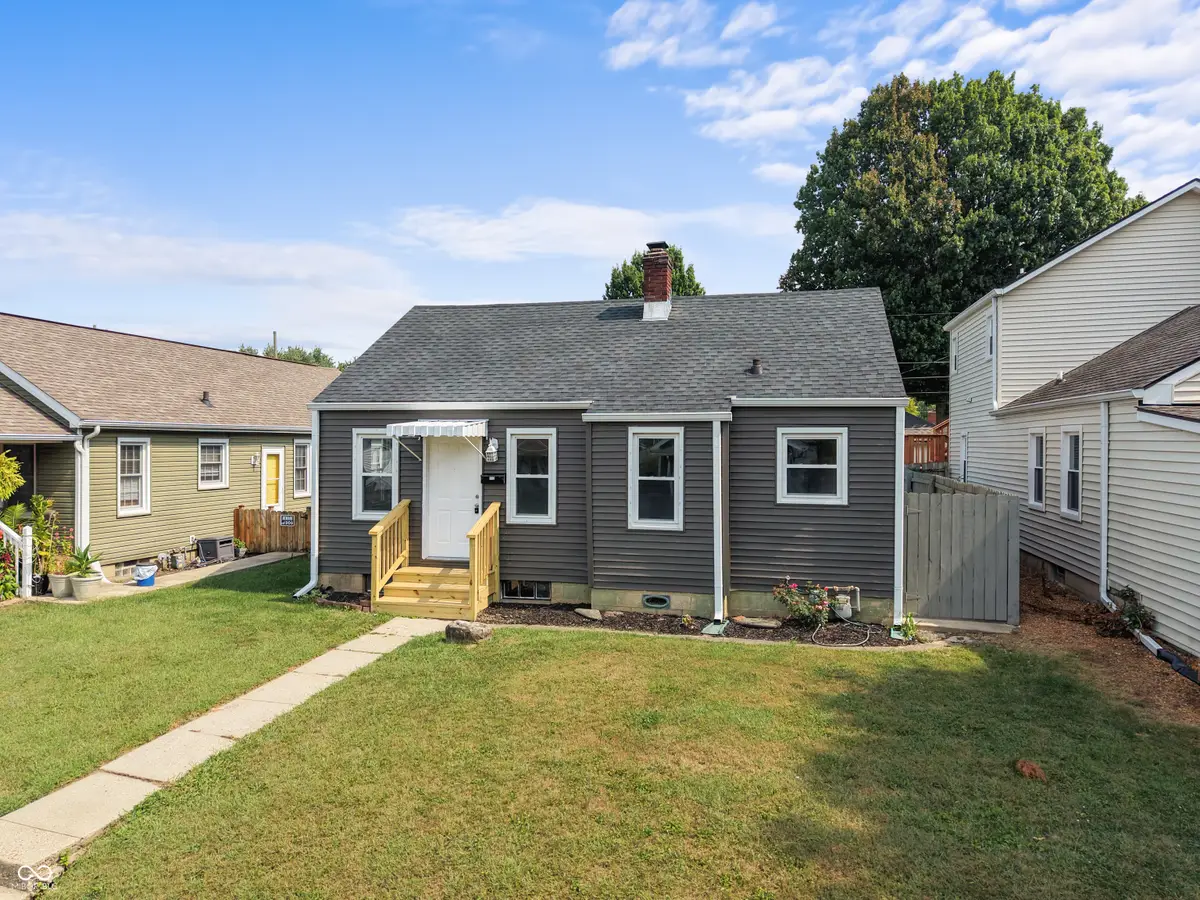 113 S 8th Avenue, Beech Grove, IN 46107 - #1