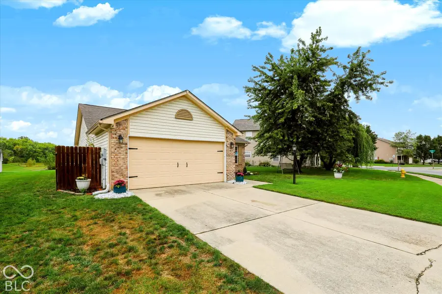 130 Rambling Road, Greenfield, IN 46140 - #2