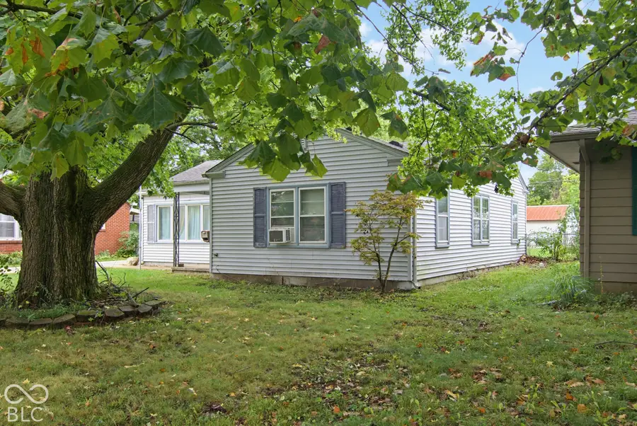 612 W Park Avenue, Greenfield, IN 46140 - #3
