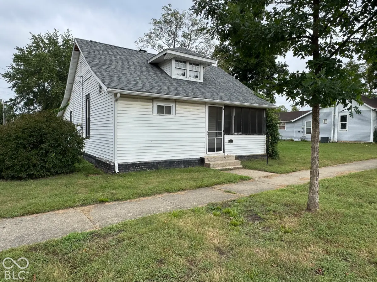 615 Pearl, Covington, IN 47932 - #1