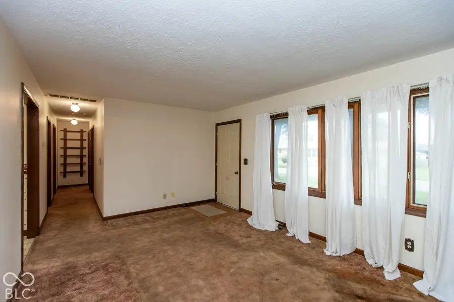 296 Western Parkway, Seymour, IN 47274 - #3