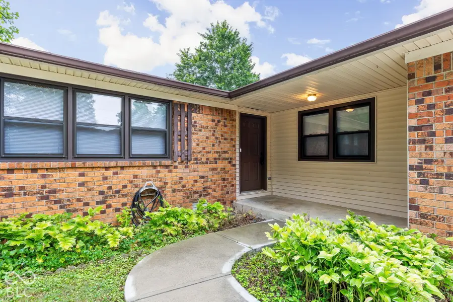 1648 N Avon Avenue, Avon, IN 46123 - #3