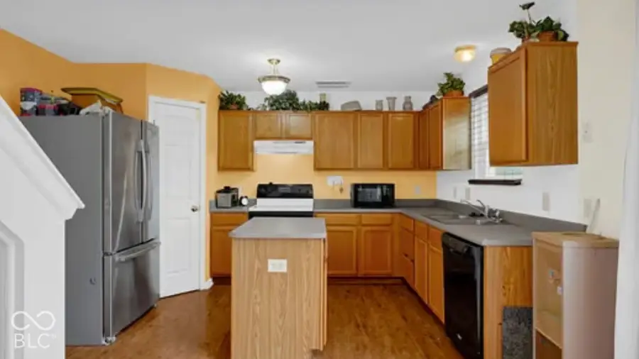 7807 Fox Glen Drive, Indianapolis, IN 46239 - #3