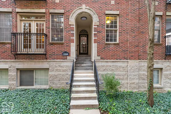 220 N Cleveland Street #B, Indianapolis, IN 46204