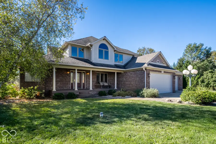 3634 N Hunters Court, Greenfield, IN 46140 - #2