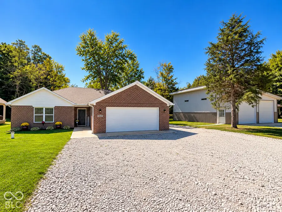 554 Mill Springs, Coatesville, IN 46121 - #2