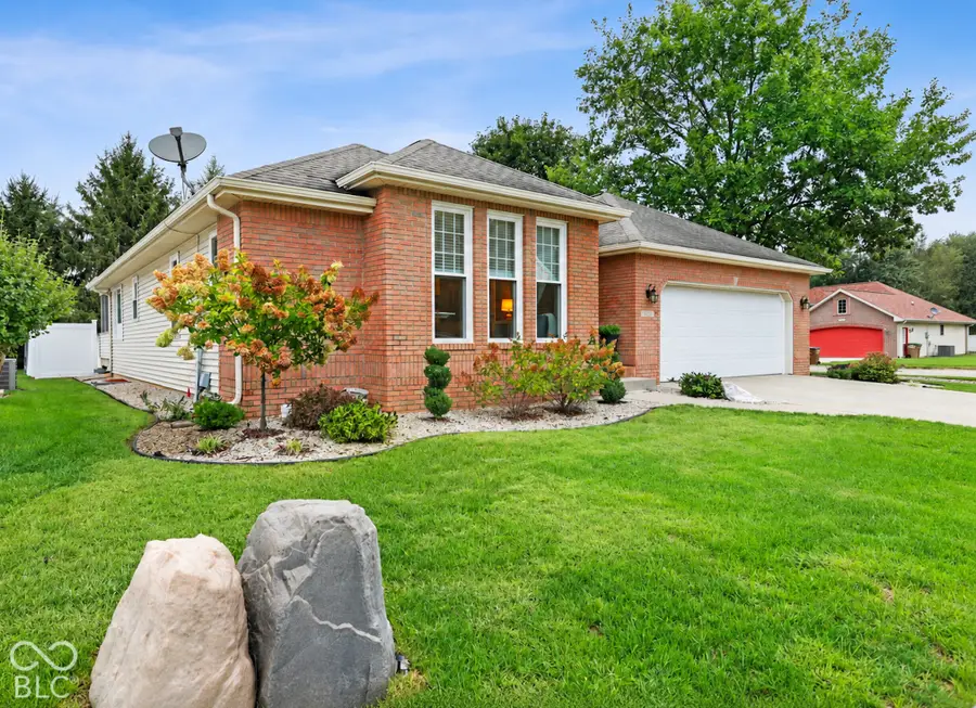 3802 N Station Drive, Columbus, IN 47203 - #2