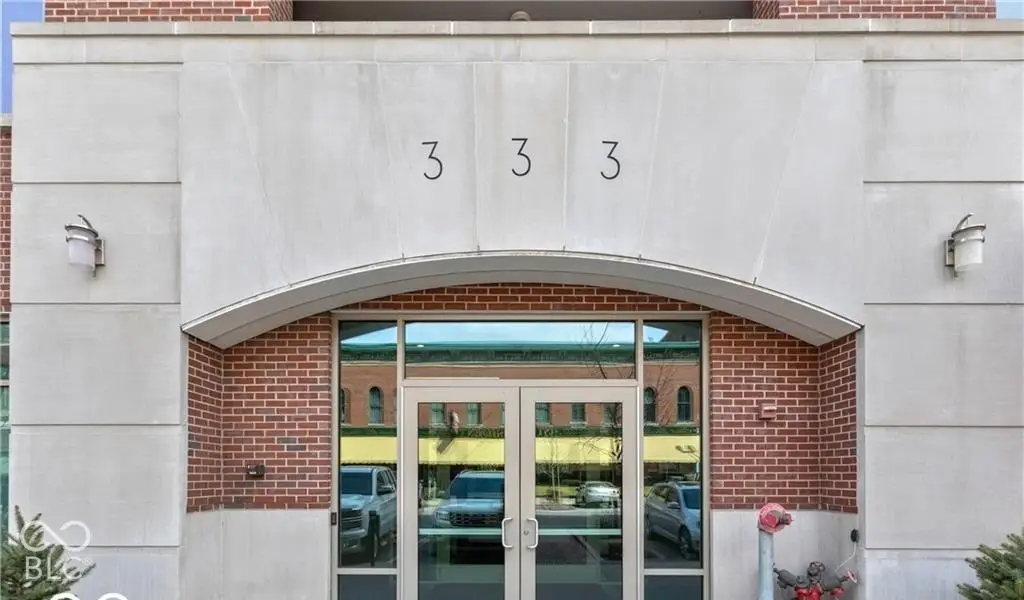 333 Massachusetts Avenue #902, Indianapolis, IN 46204 - #1
