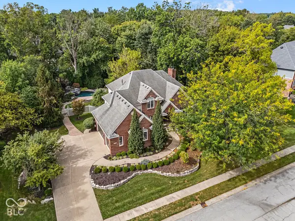 11467 Woods Bay Lane, Indianapolis, IN 46236
