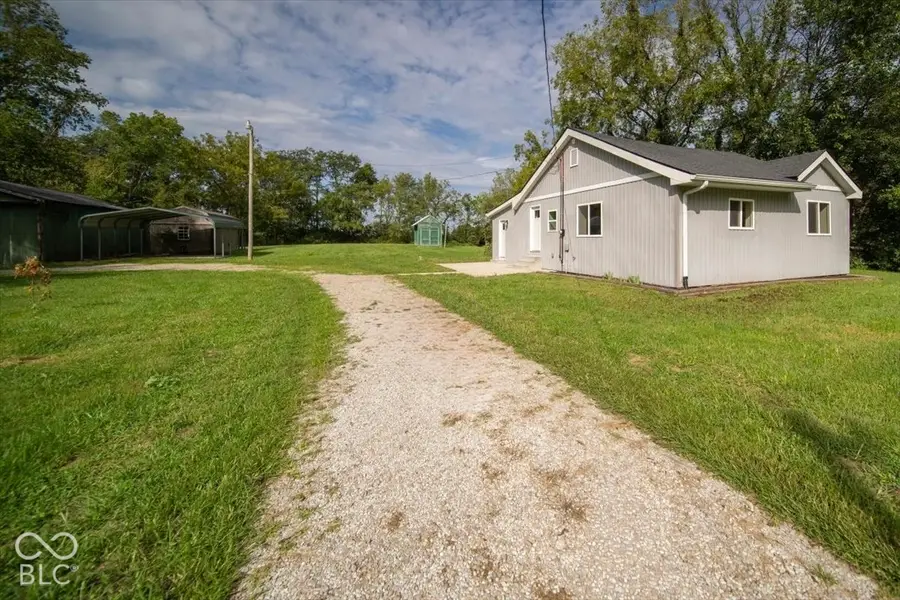 1215 N 450 W, Shelbyville, IN 46176 - #3