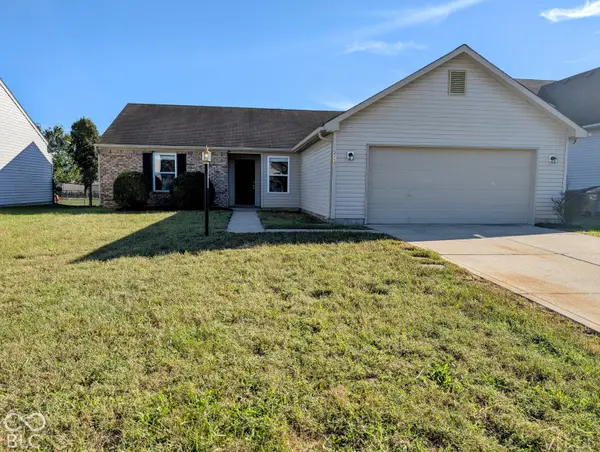 2265 Lakecrest Drive, Columbus, IN 47201