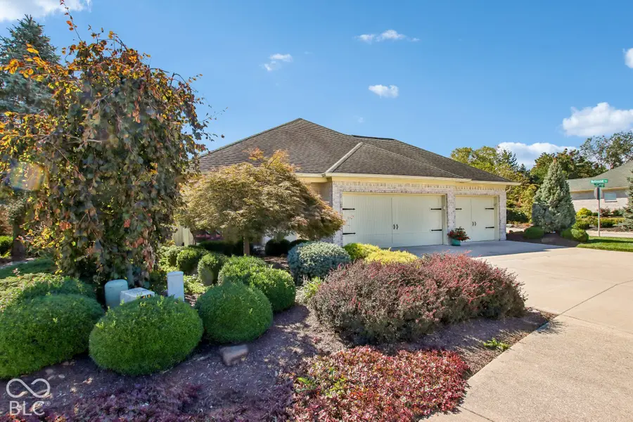 3397 Nottinghill Drive E, Plainfield, IN 46168 - #2