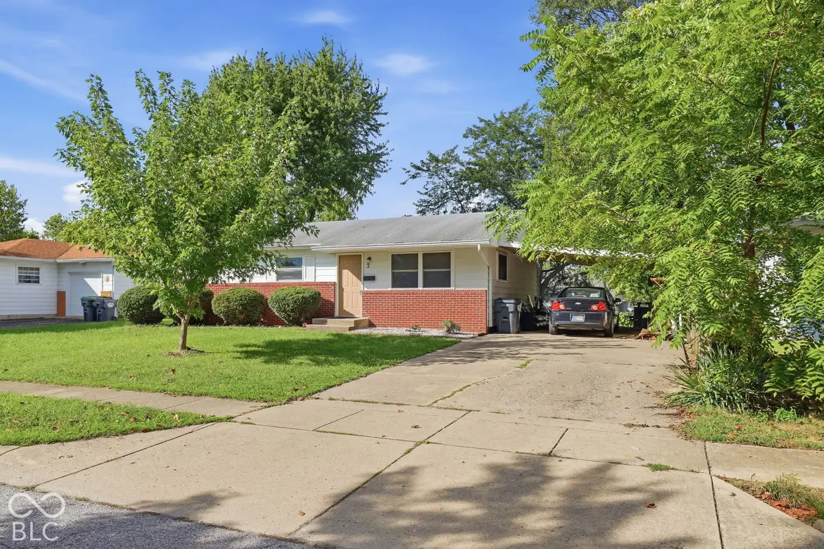 7 Crestview, Greenwood, IN 46143 - #1