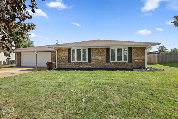 209 Pinedale Drive, Whiteland, IN 46184
