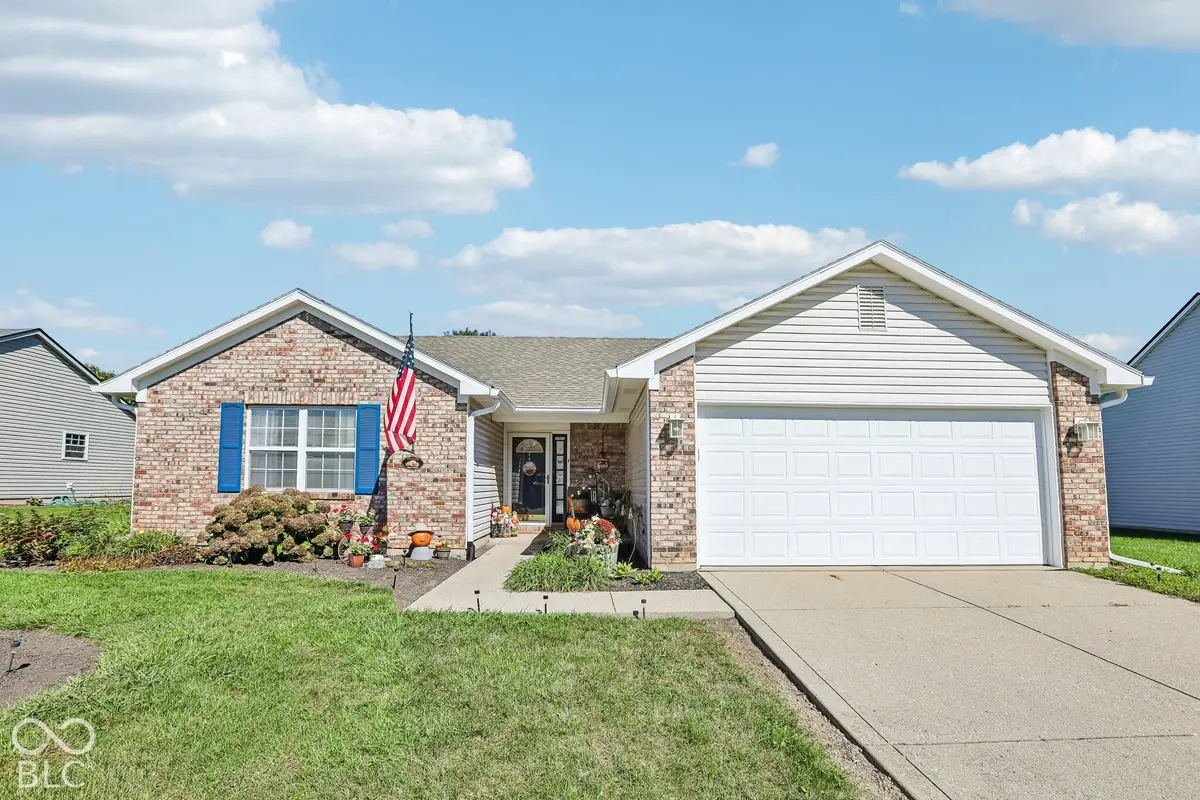 320 E Quail Wood Lane, Westfield, IN 46074 - #1
