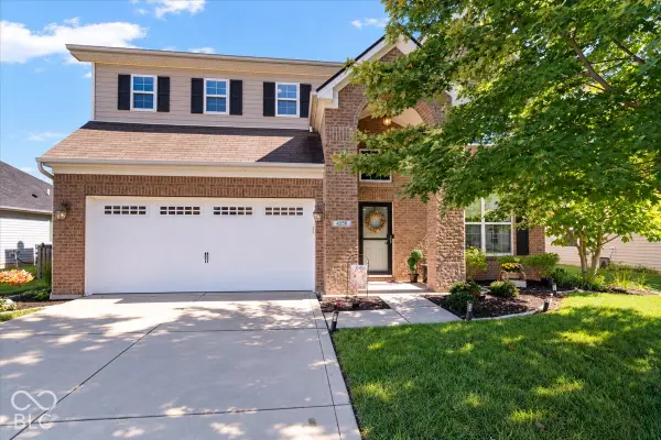 4558 Walcott Drive, Westfield, IN 46062