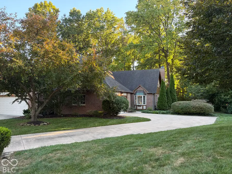 2065 Oldfields Circle South Drive, Indianapolis, IN 46228 - #2