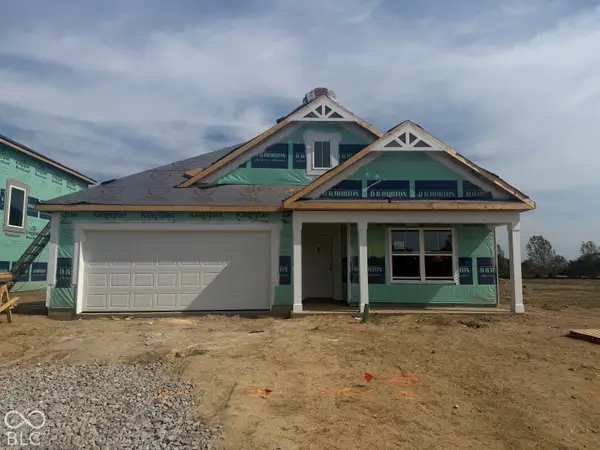 8617 Sand Dunes Avenue, Indianapolis, IN 46113