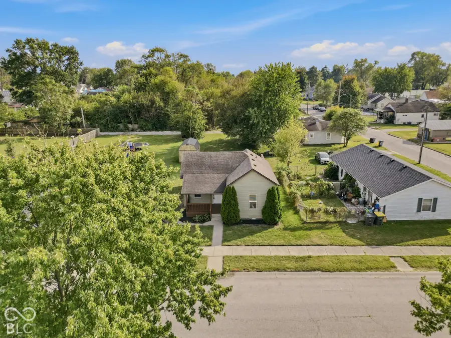 723 W Oak Street, Seymour, IN 47274 - #3