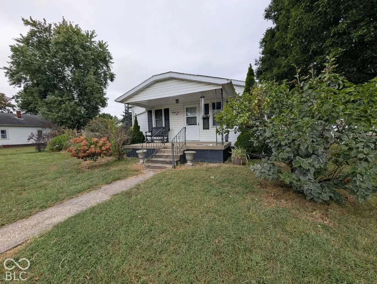 2501 Dillman, Terre Haute, IN 47802 - #1