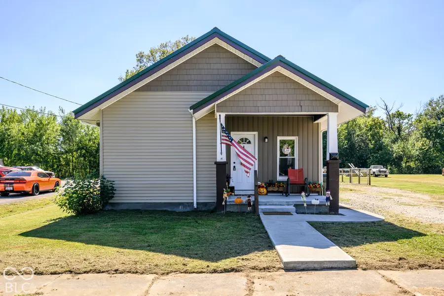 407 Moore Street, Crothersville, IN 47229 - #2